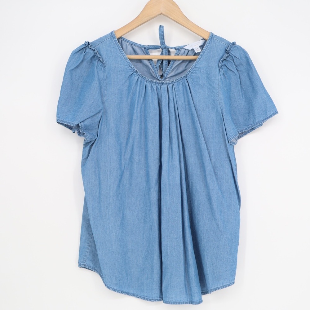 LC Lauren Conrad Blouse Womens Medium Blue Denim Pleated Short Sleeve Round Neck - Picture 2 of 6